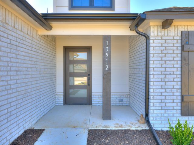 13512 N 60th East Place, Collinsville, OK 74021