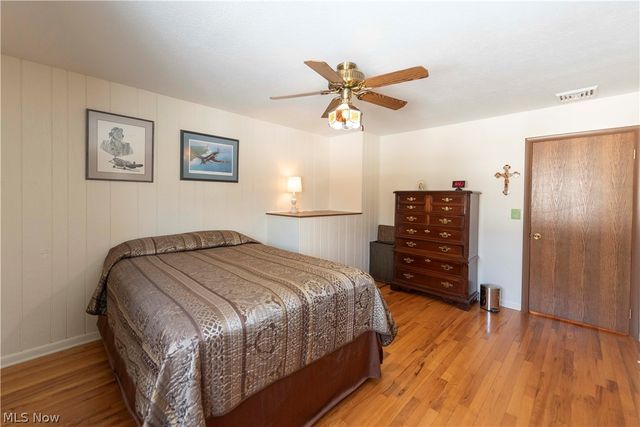 9735 Deerfield Place, Kirtland, OH 44094