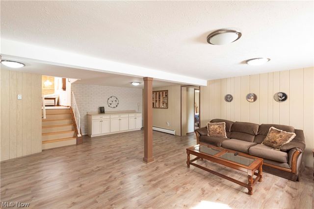 9735 Deerfield Place, Kirtland, OH 44094