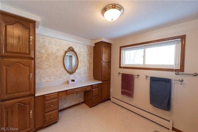 9735 Deerfield Place, Kirtland, OH 44094