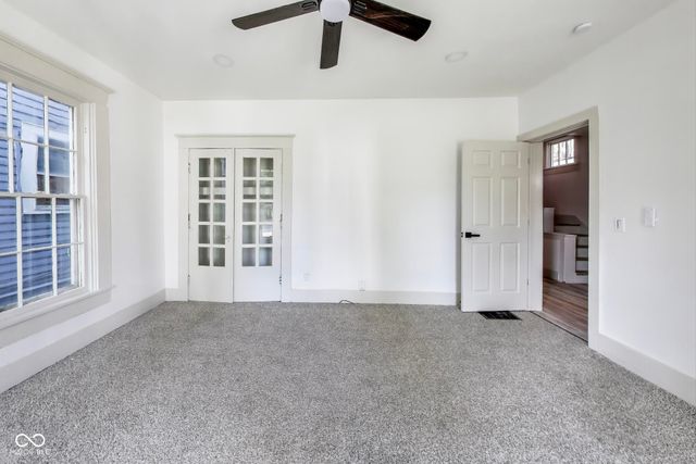 330 W 9th Street, Anderson, IN 46016