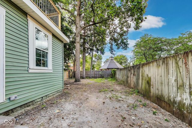 330 W 9th Street, Anderson, IN 46016