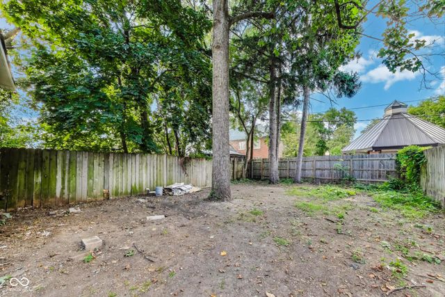 330 W 9th Street, Anderson, IN 46016