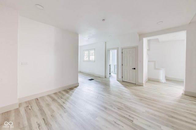 330 W 9th Street, Anderson, IN 46016