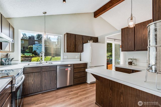 739 SW 298TH Place, Federal Way, WA 98023