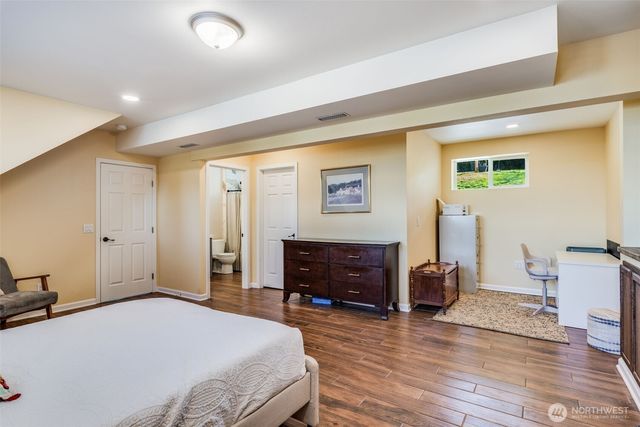 739 SW 298TH Place, Federal Way, WA 98023