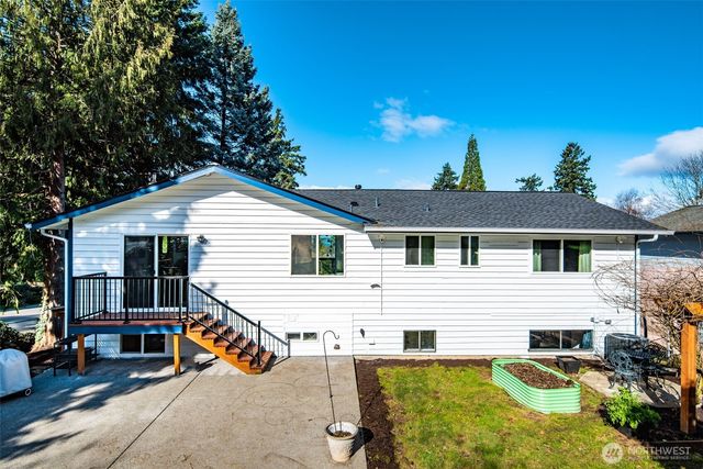 739 SW 298TH Place, Federal Way, WA 98023