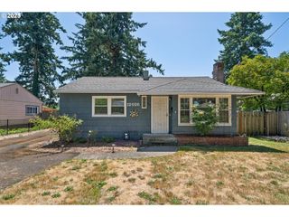 12026 Ne BROADWAY, Portland, OR 97220