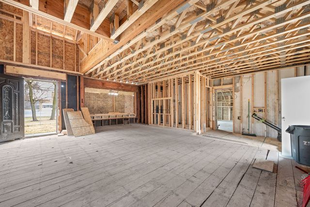 7680 Wolf Road, Burr Ridge, IL 60527