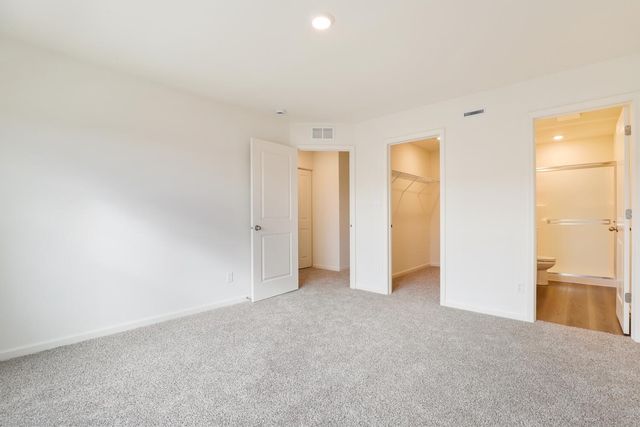 8746 Clover Lane, St. John, IN 46373