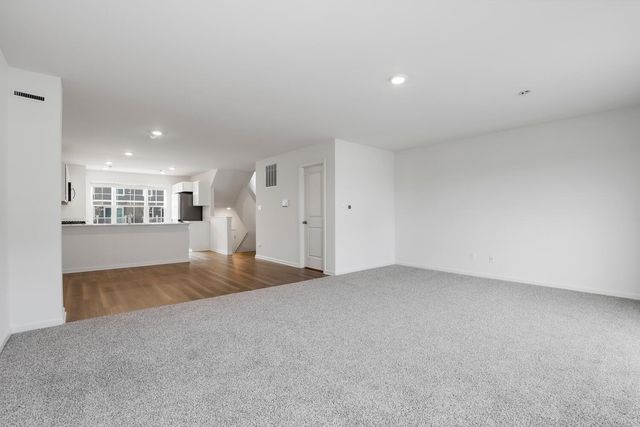 8746 Clover Lane, St. John, IN 46373