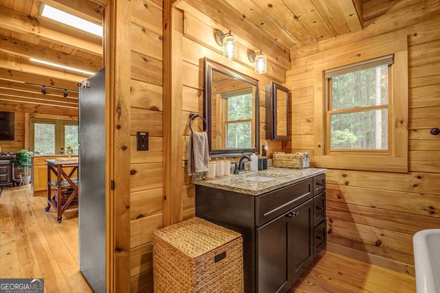 162 Thompson Road, Senoia, GA 30276