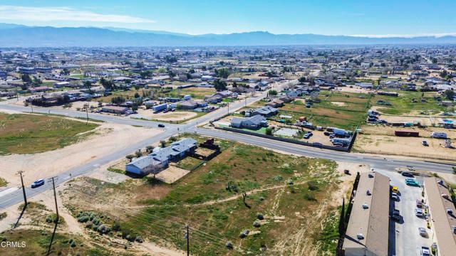 16670 Sequoia Street, Hesperia, CA 92345