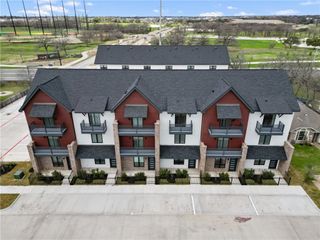 310 Fairway Drive 111, Bryan, TX 77801