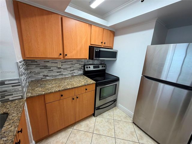 7601 E Treasure Drive 2007, North Bay Village, FL 33141