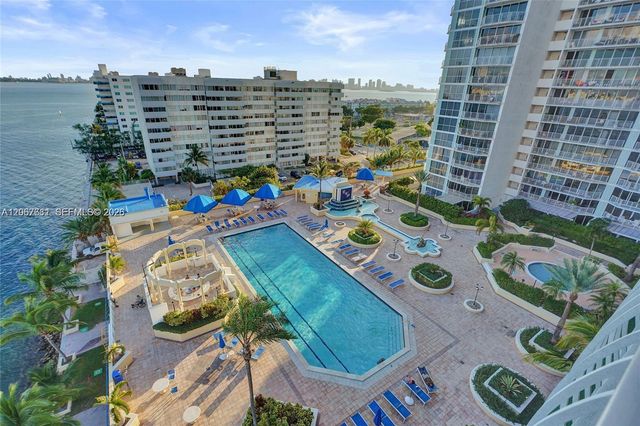 7601 E Treasure Drive 2007, North Bay Village, FL 33141