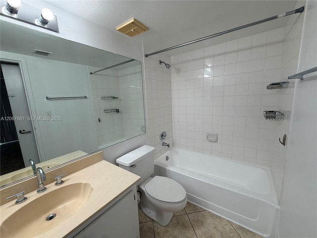 7601 E Treasure Drive 2007, North Bay Village, FL 33141