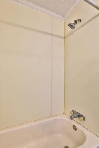 172 Kid Ranch LN, San Marcos, TX 78666