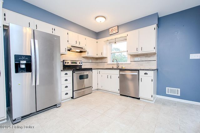 2209 Old Hickory Rd, Louisville, KY 40299