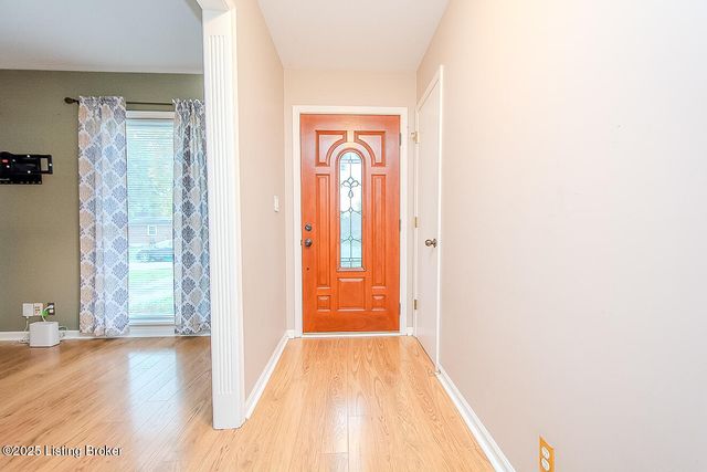 2209 Old Hickory Rd, Louisville, KY 40299