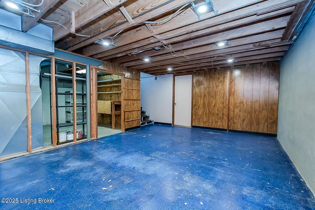 2209 Old Hickory Rd, Louisville, KY 40299