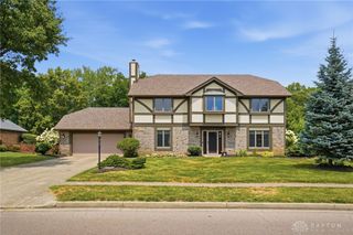 3468 Fairwood Drive, Beavercreek, OH 45432