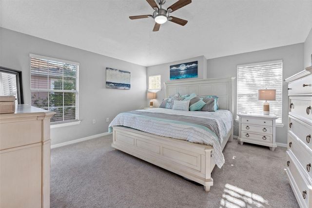 5107 6TH WAY N, St Petersburg, FL 33703