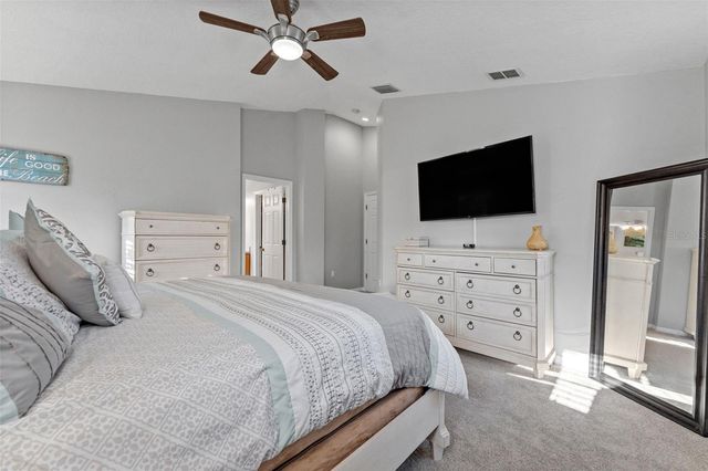 5107 6TH WAY N, St Petersburg, FL 33703