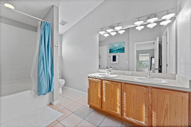 5107 6TH WAY N, St Petersburg, FL 33703