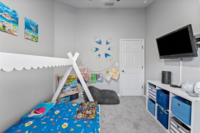 5107 6TH WAY N, St Petersburg, FL 33703