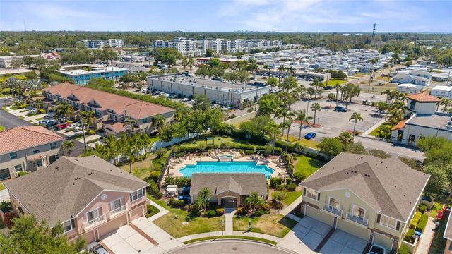 5107 6TH WAY N, St Petersburg, FL 33703