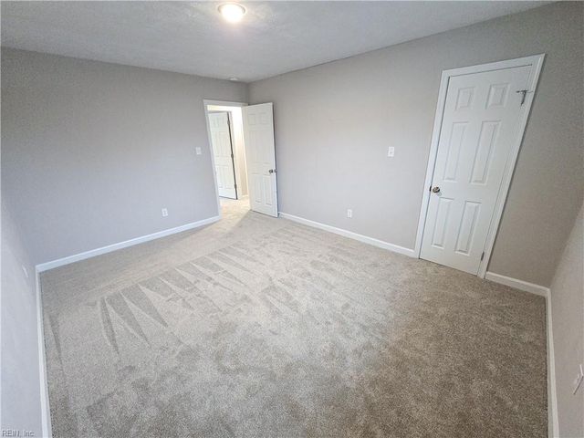 47 Santa Barbara DR, Hampton, VA 23666