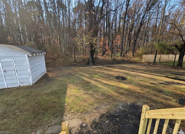 47 Santa Barbara DR, Hampton, VA 23666