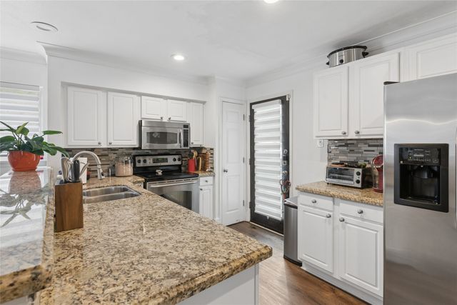 10109 Regal Park Lane 111, Dallas, TX 75230