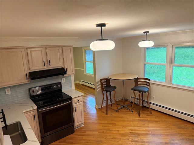 4904 Ledyard Drive, Manlius, NY 13104
