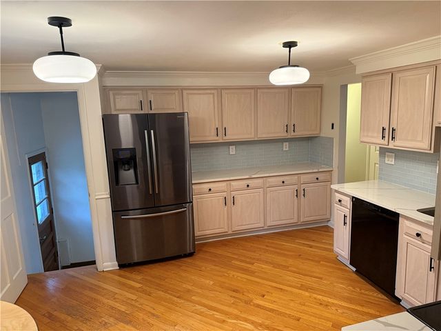 4904 Ledyard Drive, Manlius, NY 13104