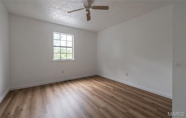 15735 Talon Lane, St Robert, MO 65584