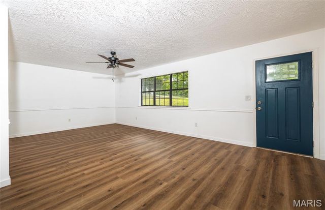 15735 Talon Lane, St Robert, MO 65584