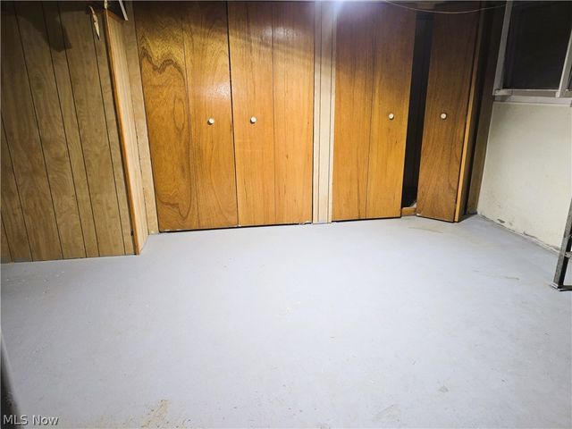3839 Valacamp SE, Warren, OH 44484