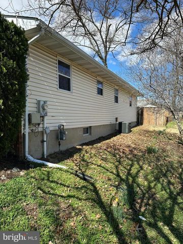 22 MAIN AVE SW, Glen Burnie, MD 21061