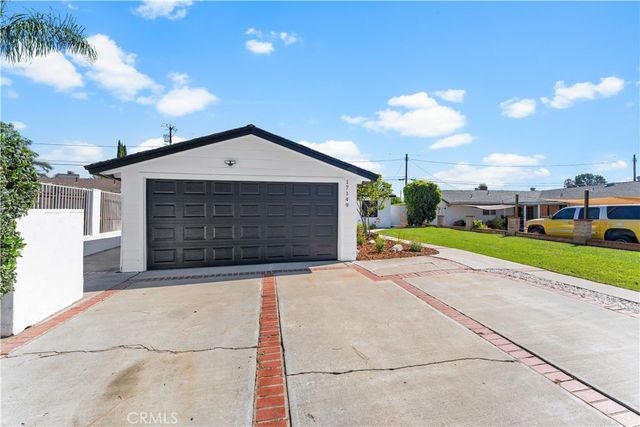 17149 Donmetz Street, Granada Hills, CA 91344