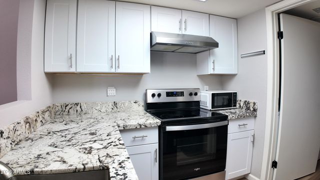 9120 N 68TH Drive, Peoria, AZ 85345