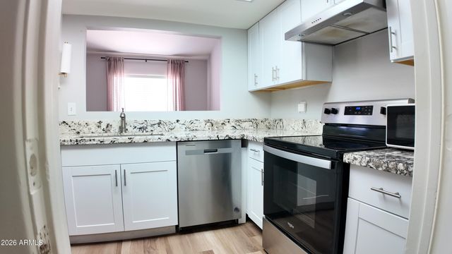 9120 N 68TH Drive, Peoria, AZ 85345