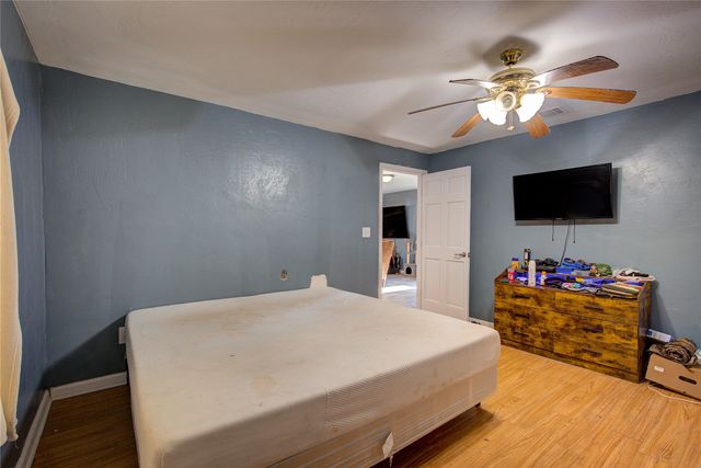 195 N Wood Street, Emory, TX 75440