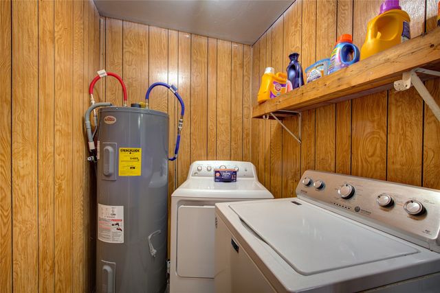 195 N Wood Street, Emory, TX 75440