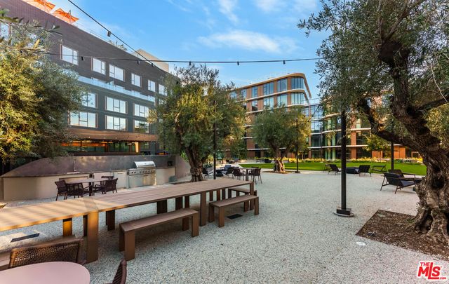 700 Broadway PH 822, Santa Monica, CA 90401