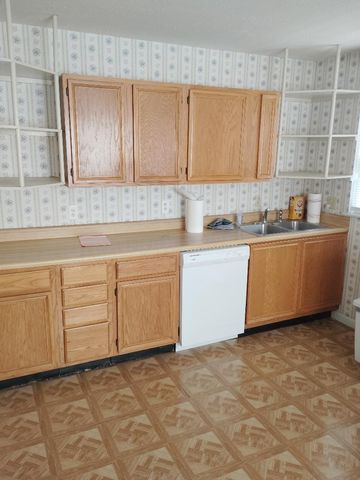1515 PLEASANT DR, Millville, NJ 08332