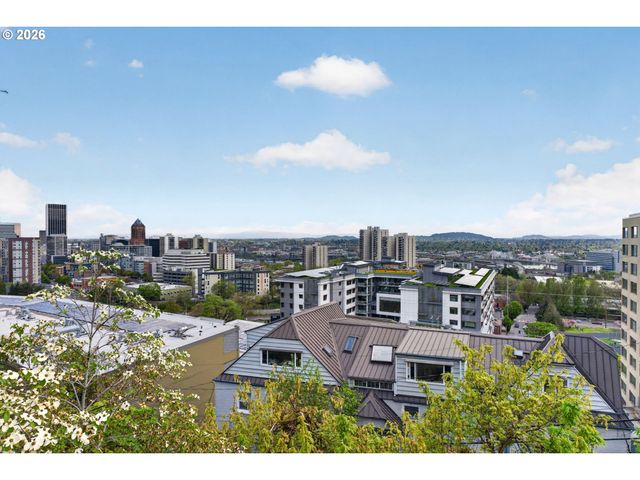 2440 Sw HOFFMAN Ave, Portland, OR 97201