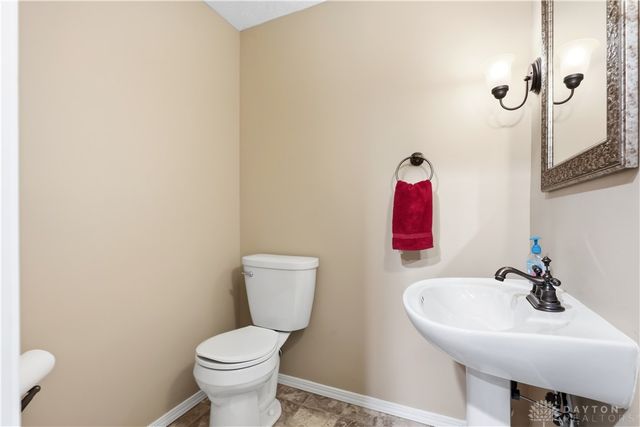 573 Wildlife Court, Fairborn, OH 45324