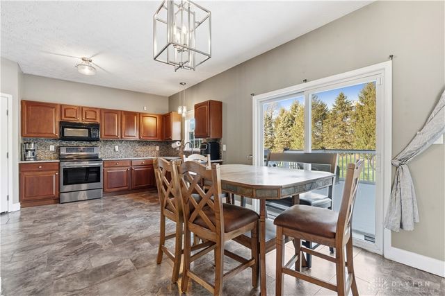 573 Wildlife Court, Fairborn, OH 45324